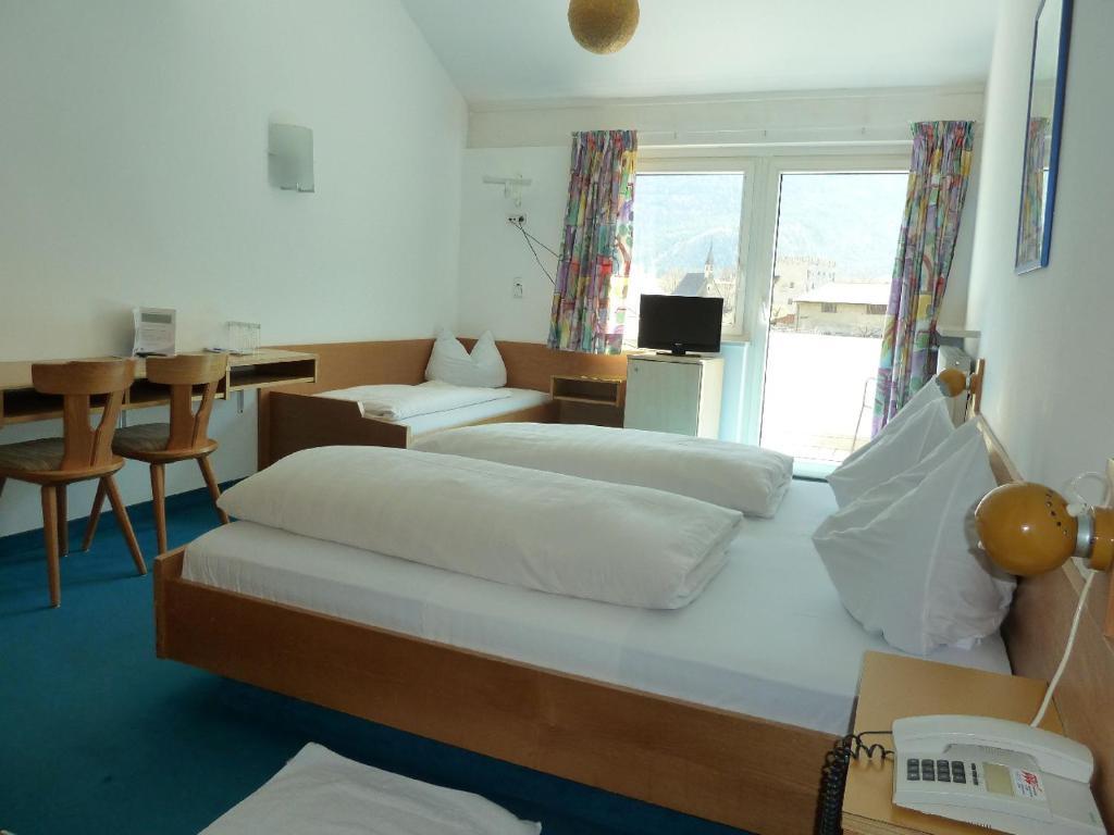 Hotel-Restaurant-Pizzeria Goldrainerhof المظهر الخارجي الصورة