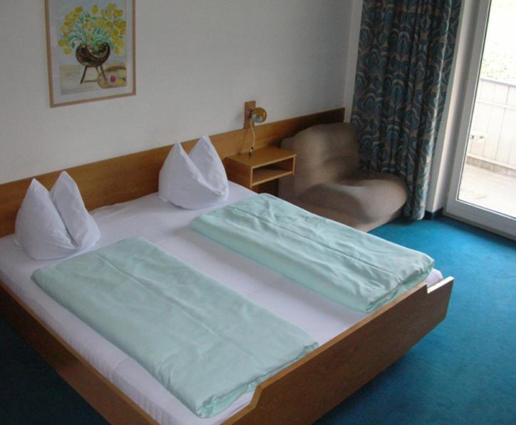 Hotel-Restaurant-Pizzeria Goldrainerhof الغرفة الصورة